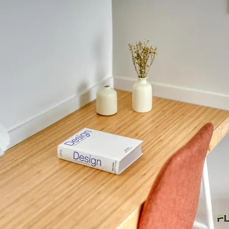Apartment Immeuble Chauchat Paris