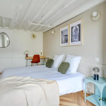 Immeuble Chauchat Apartment