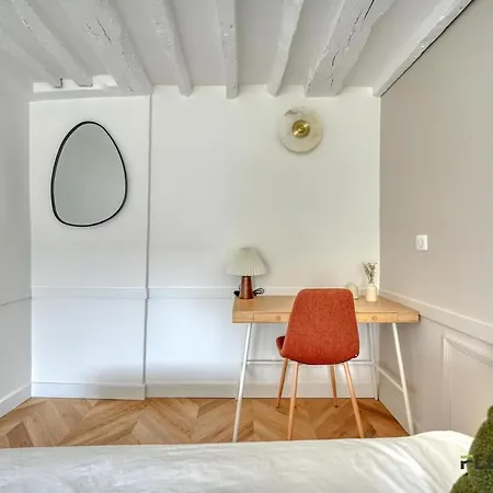 Apartment Immeuble Chauchat Paris