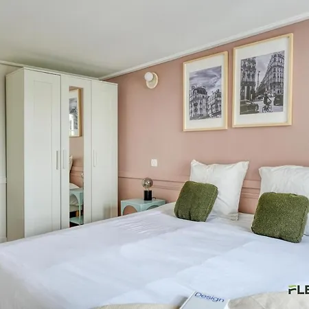 Immeuble Chauchat Apartment