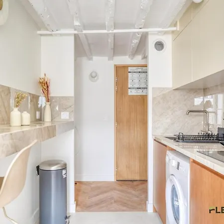 Immeuble Chauchat Apartment Paris